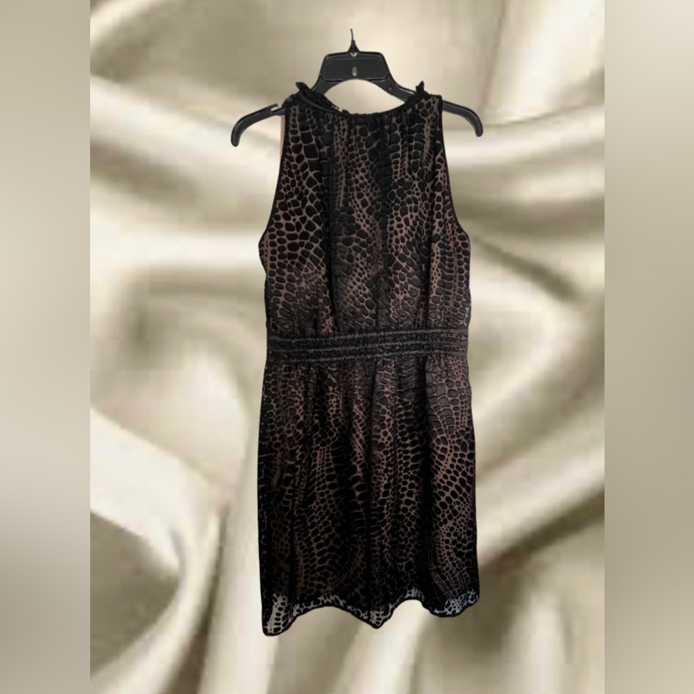 💥HOST PICK💥BCBGMaxAzria Silk Blend Pebble Print Sleeveless Mini Dress S:… - Picture 2 of 3